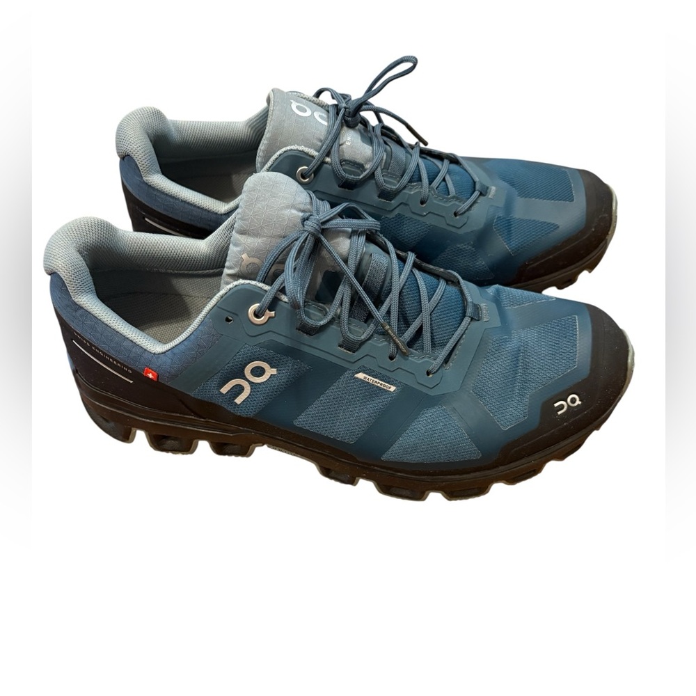 Men’s size 10 On Cloudventure Waterproof Trail Running Shoes
